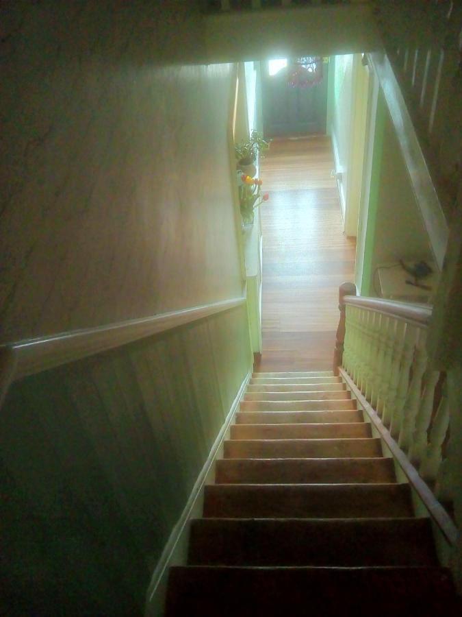 The Principality 2 Singles Bedroom カーディフ エクステリア 写真