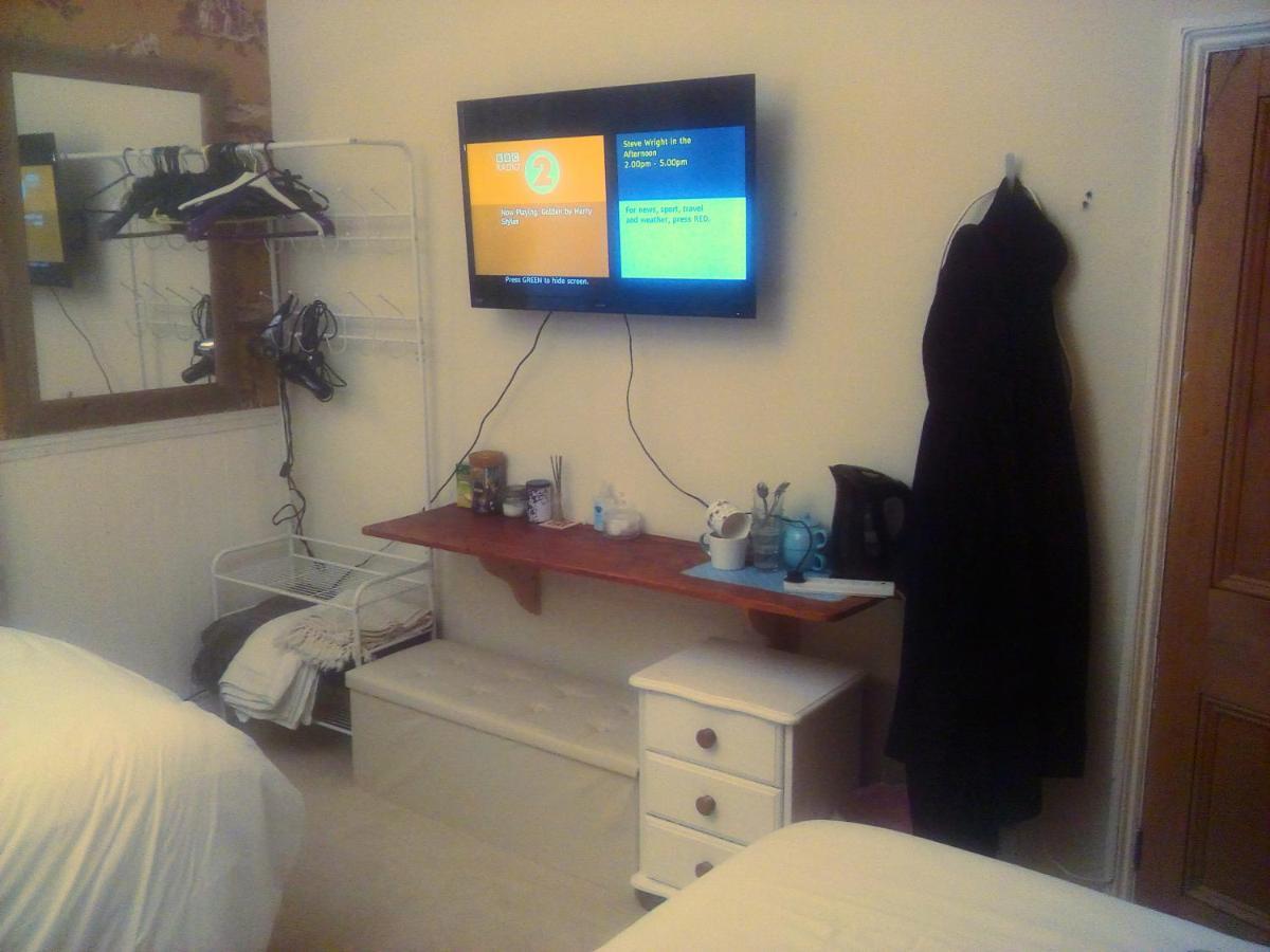 The Principality 2 Singles Bedroom カーディフ エクステリア 写真